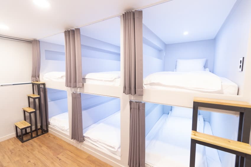 femdorm room